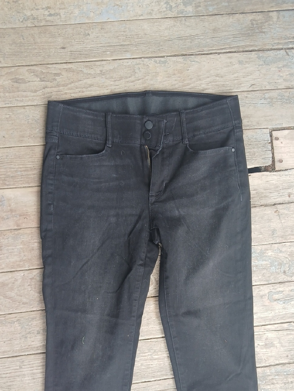 Apt. 9 Women's Black Skinny Jeans - Picture 2 of 5